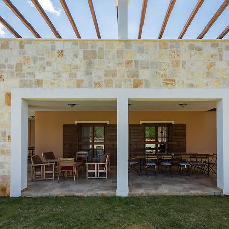 Villa Cirka In Central Istria For 14 Persons With Pool Heating & Pool Table Svetvinčenat Exterior foto
