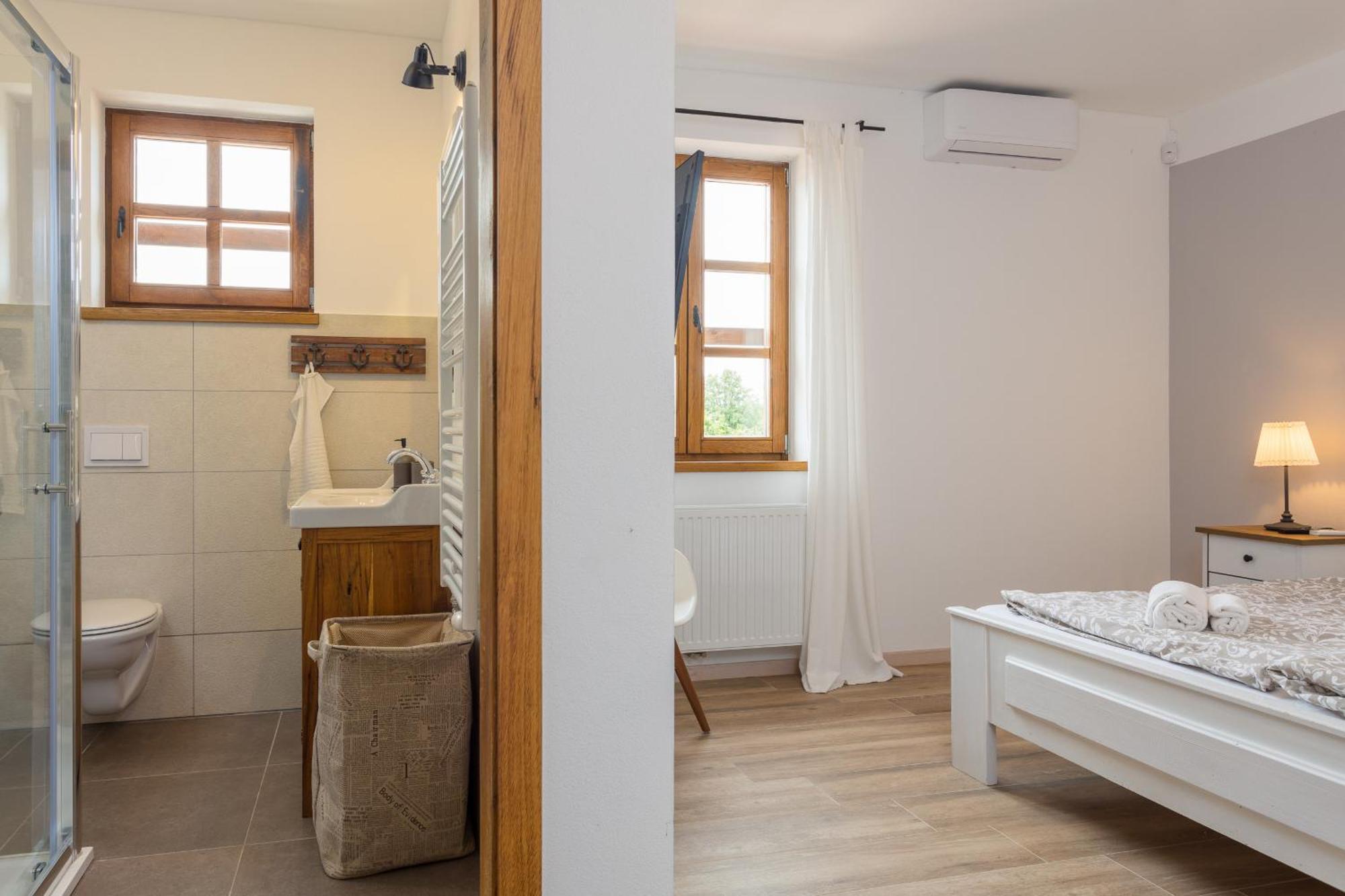 Villa Cirka In Central Istria For 14 Persons With Pool Heating & Pool Table Svetvinčenat Exterior foto